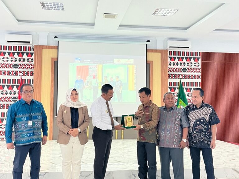 ADAI DAN DINAS PARIWISATA MANDAILING NATAL GELAR PENGABDIAN MASYARAKAT: MEMUPUK KESADARAN PENGEMBANGAN DESA WISATA MENUJU PEMBANGUNAN BERKELANJUTANMANDAILING NATAL, JUMAT 26 SEPTEMBER 2025